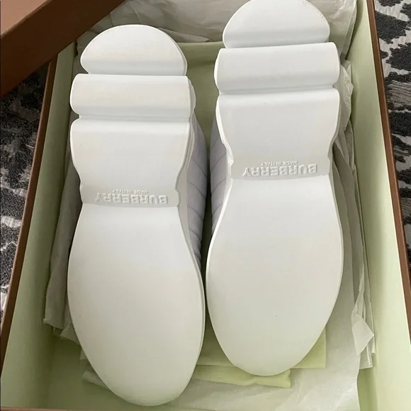 Burberry Leather Quilted White Sneakers - Picture 7 of 17